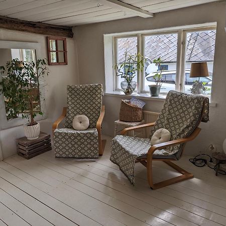 Millans Dockhus Villa Onslunda Esterno foto