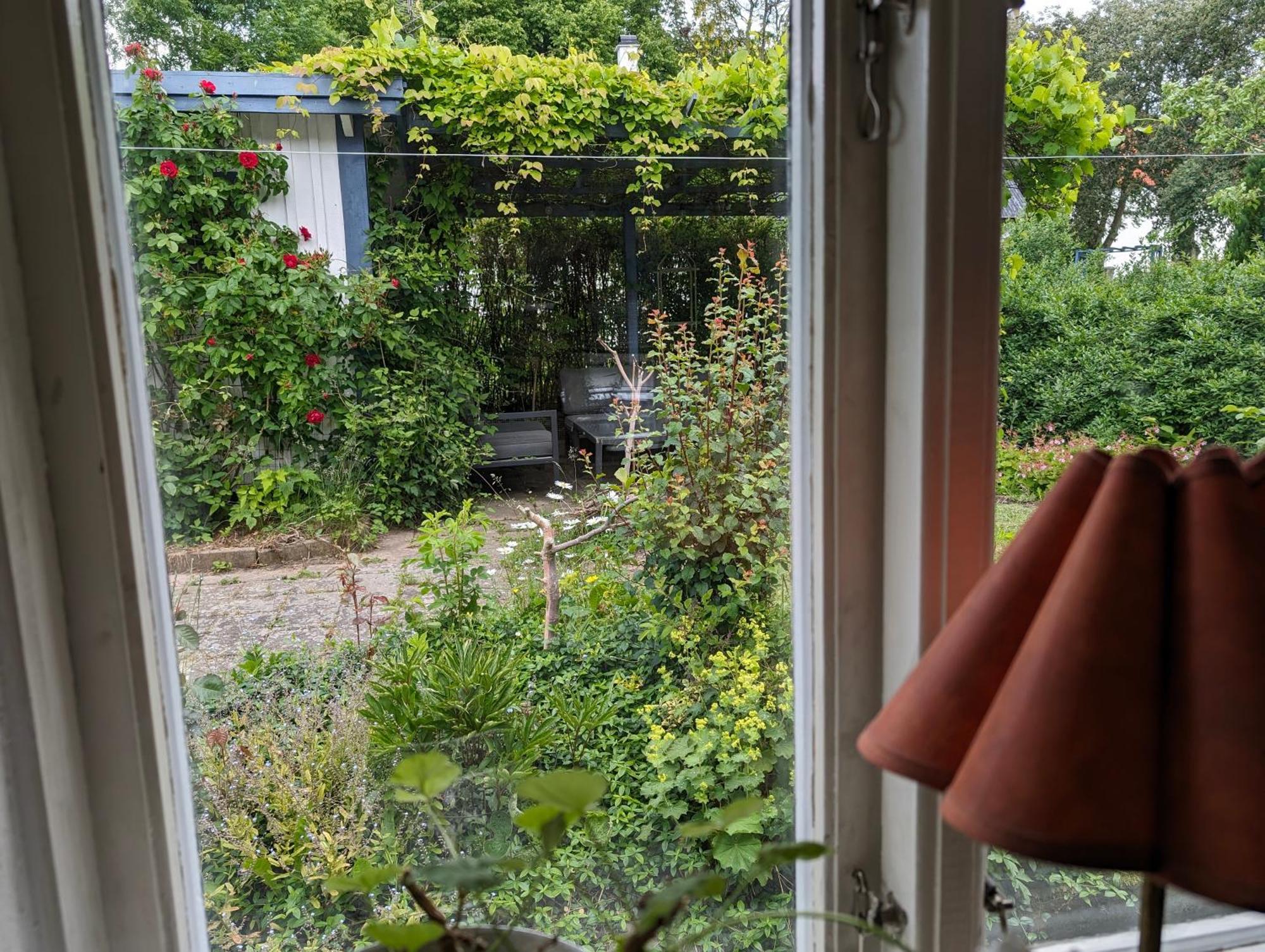 Millans Dockhus Villa Onslunda Esterno foto